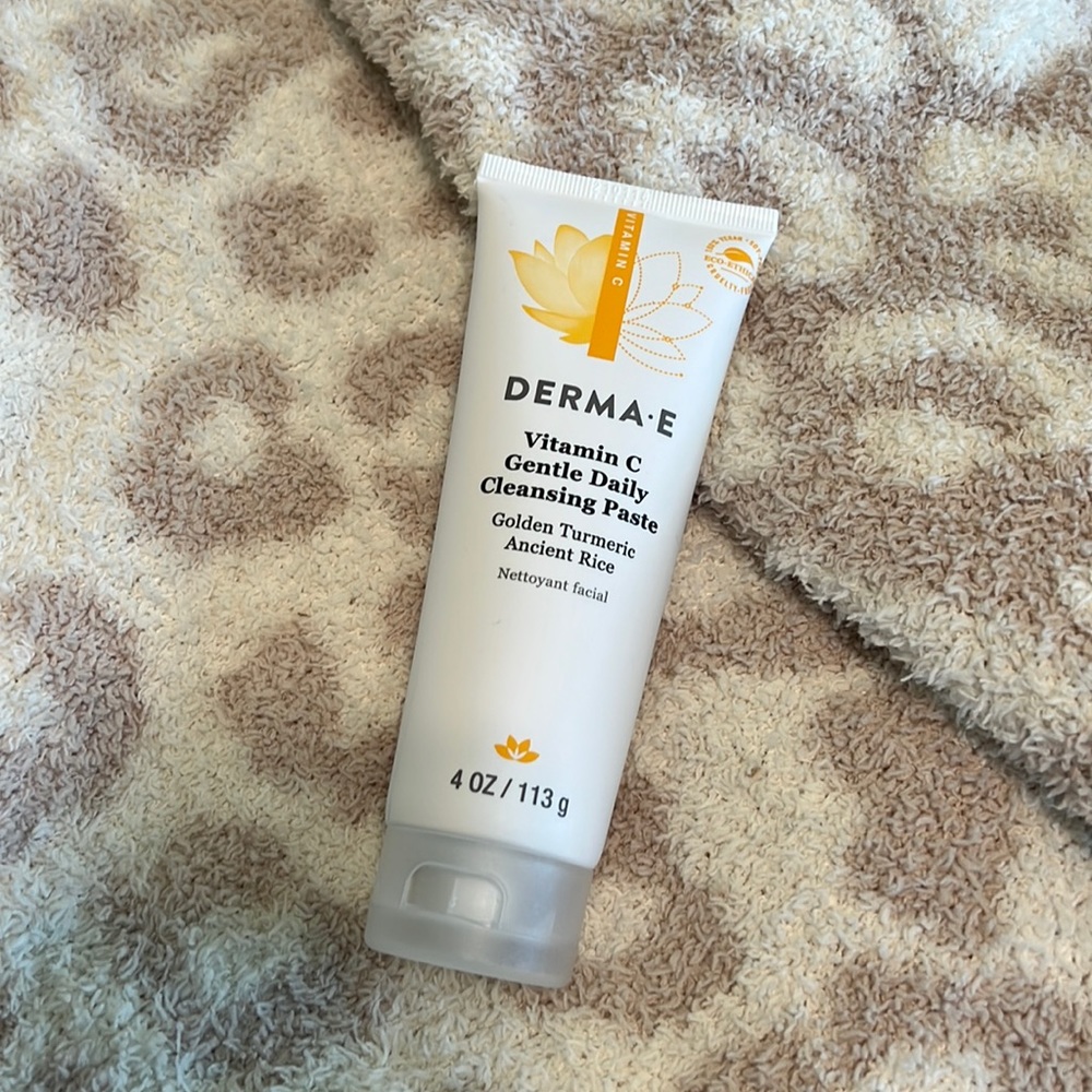 Derma e Vitamin C gentle daily cleansing paste